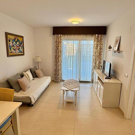 Apartment With Sea View Pool & Private Parking カルプ エクステリア 写真