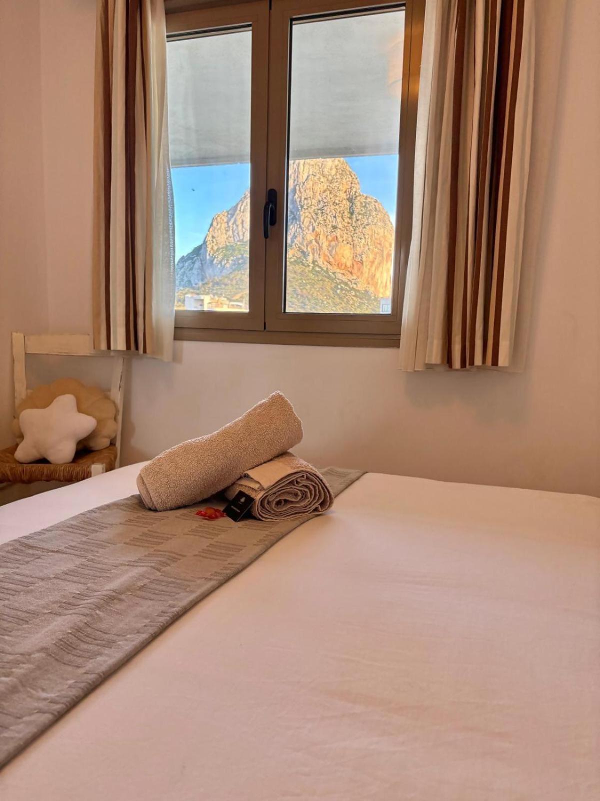 Apartment With Sea View Pool & Private Parking カルプ エクステリア 写真