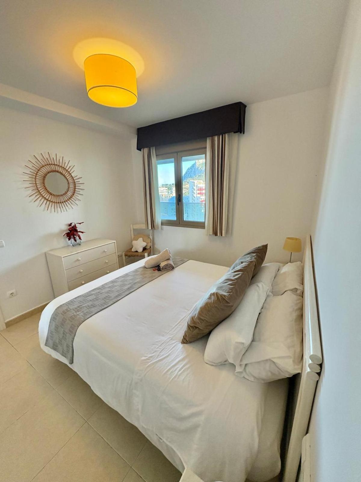 Apartment With Sea View Pool & Private Parking カルプ エクステリア 写真