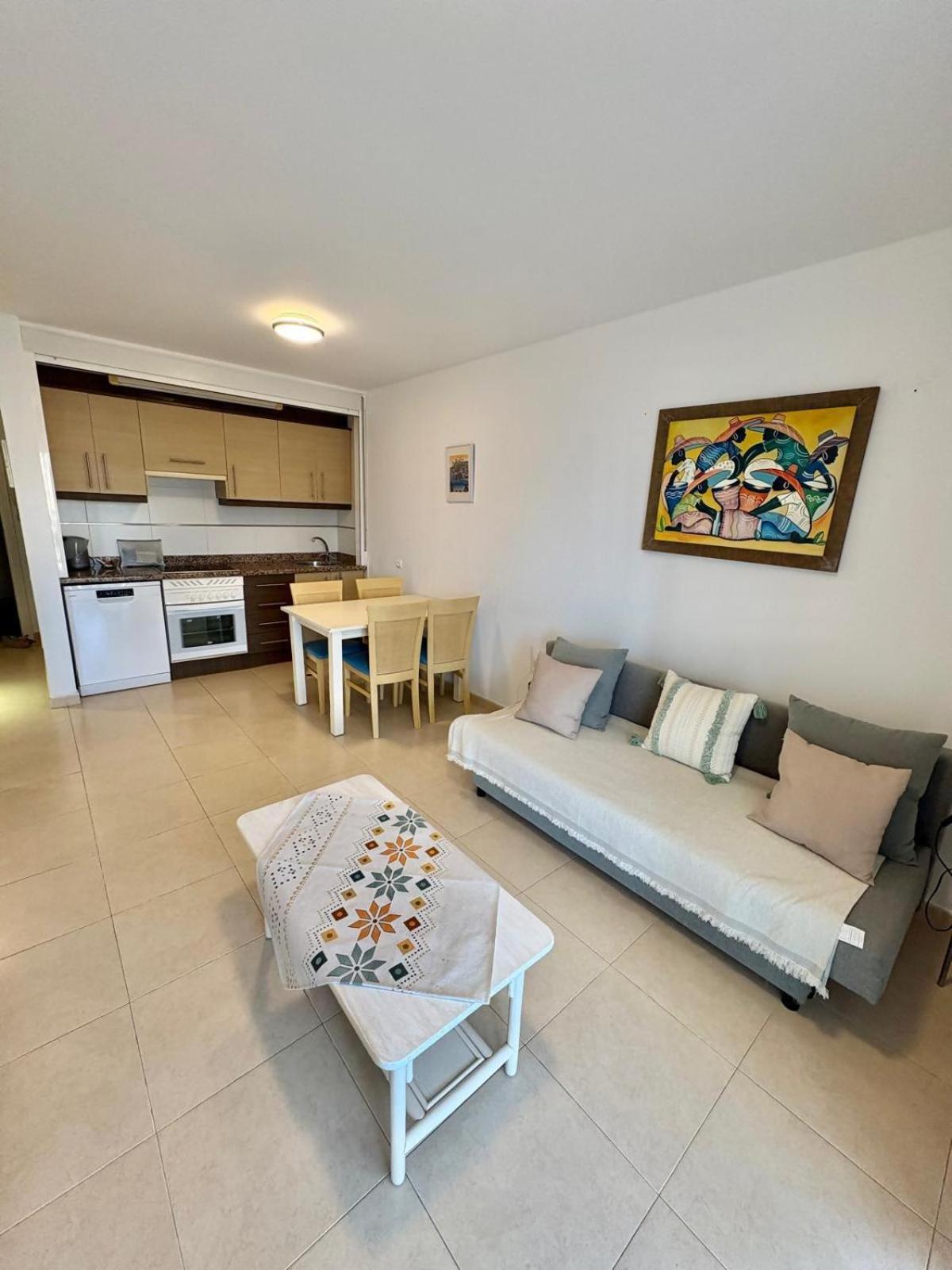 Apartment With Sea View Pool & Private Parking カルプ エクステリア 写真