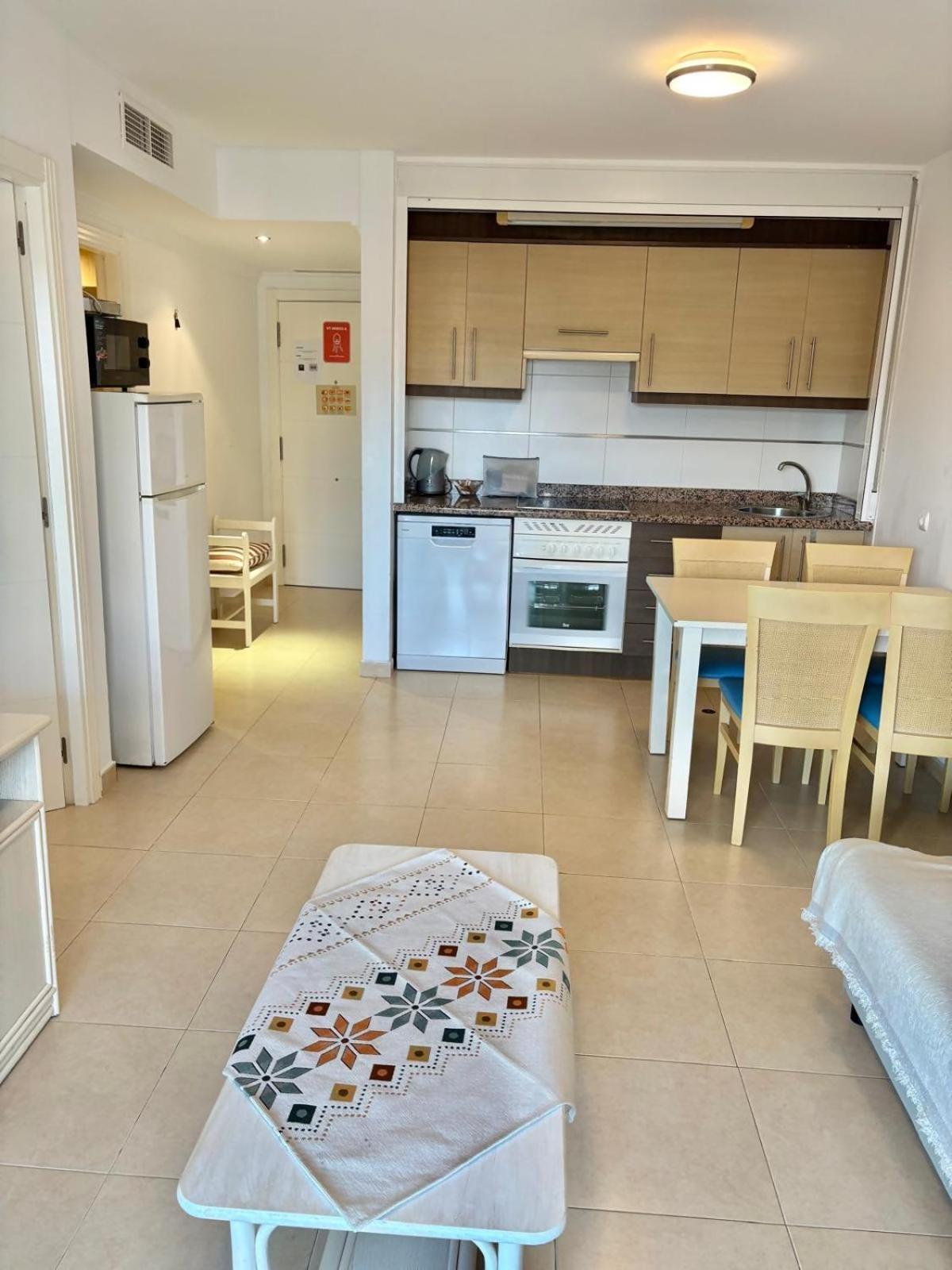 Apartment With Sea View Pool & Private Parking カルプ エクステリア 写真