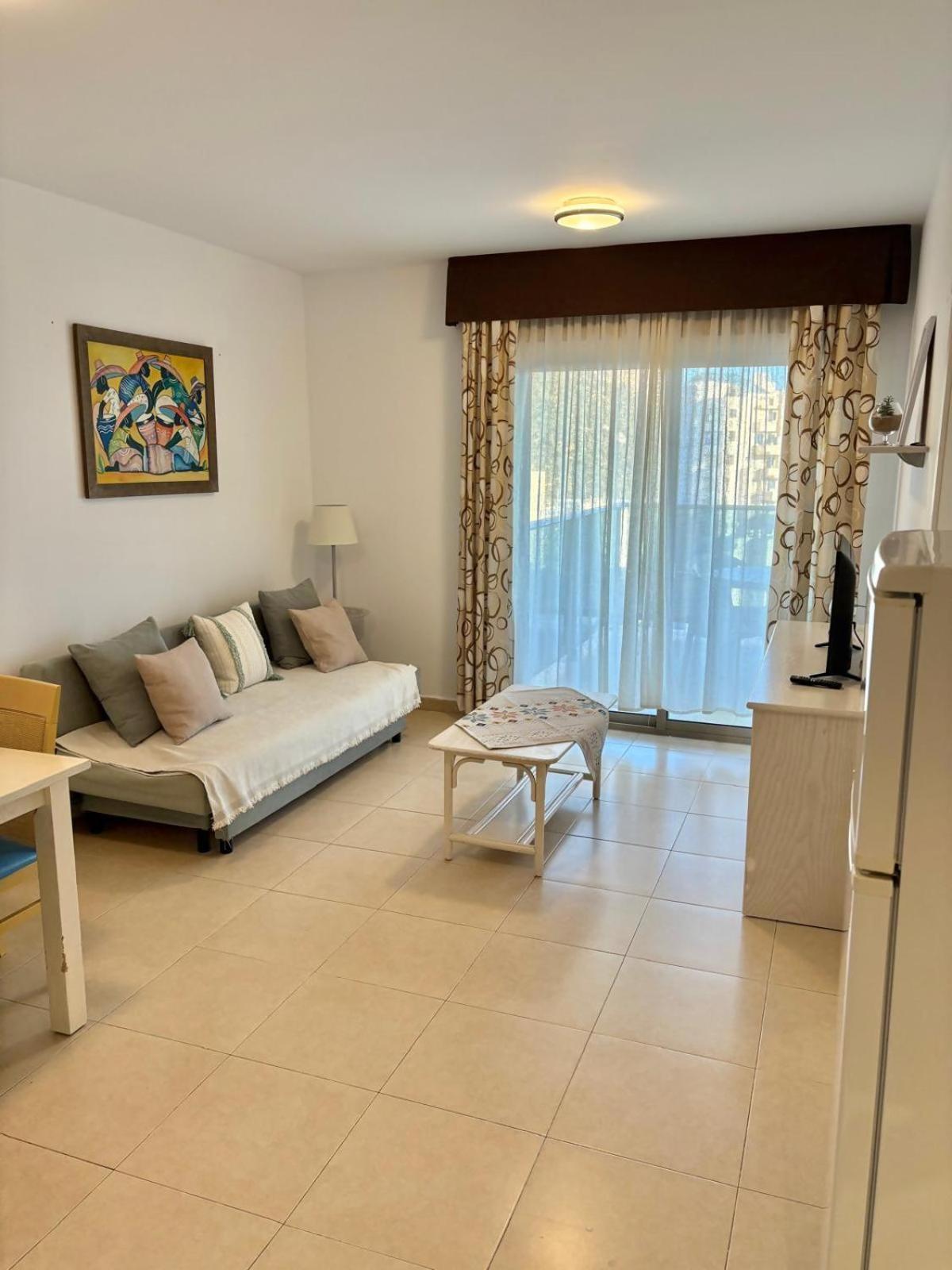 Apartment With Sea View Pool & Private Parking カルプ エクステリア 写真