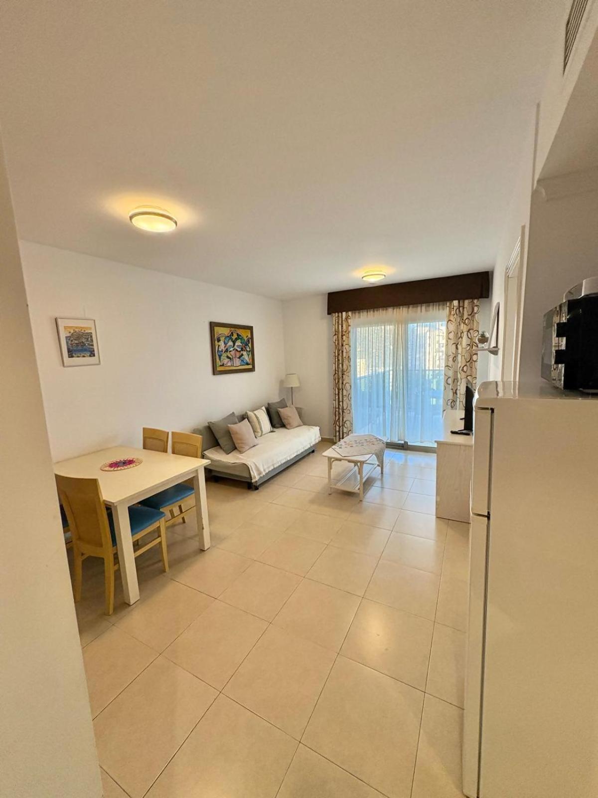 Apartment With Sea View Pool & Private Parking カルプ エクステリア 写真